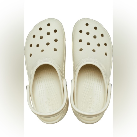Crocs Womens Classic Bone Platform Clog size W 6 37 - Picture 4 of 6